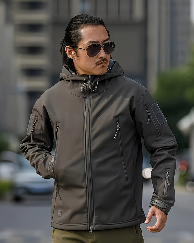 CHAQUETA TÁCTICA IMPERMEABLE