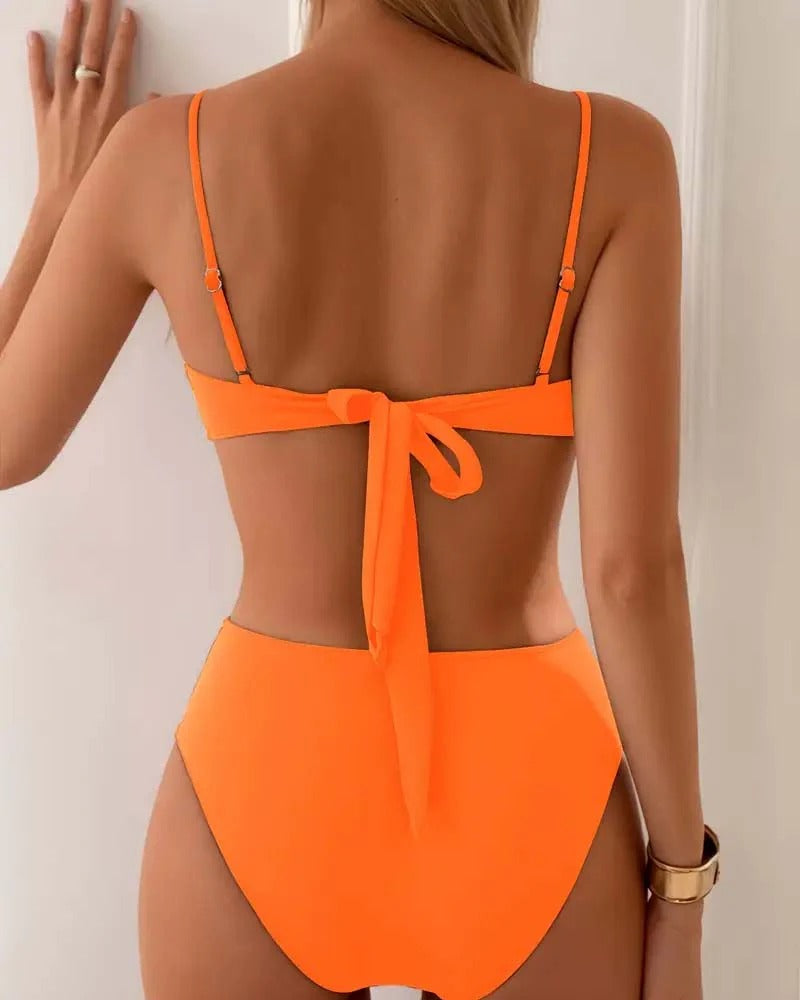 Valentina Gold™ |  El bikini sexy y sofisticado con acabado dorado