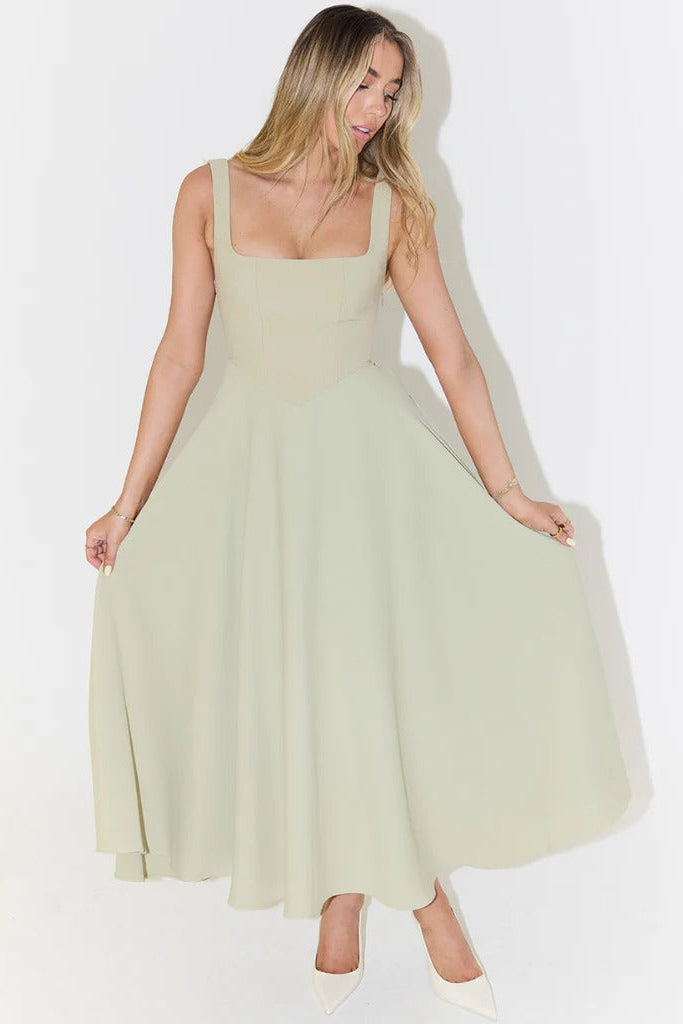 Aura Grace™ | Vestido de Cintura Marcada y Vuelo