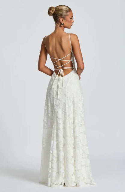 Sofía Lace™ | Vestido de Encaje con Silueta Entallada