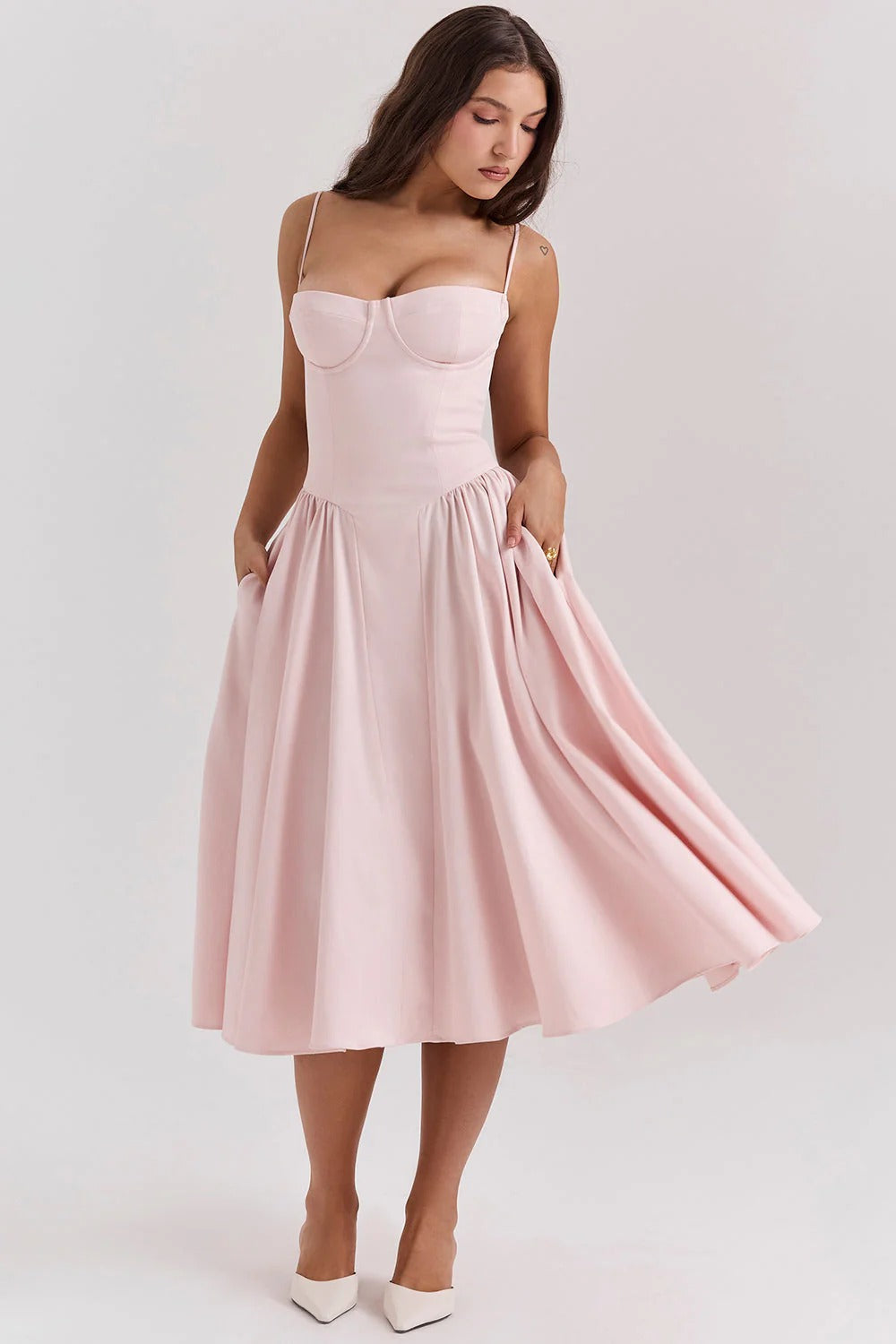 Nova Corset™ | Vestido con Corsé y Silueta Vaporosa