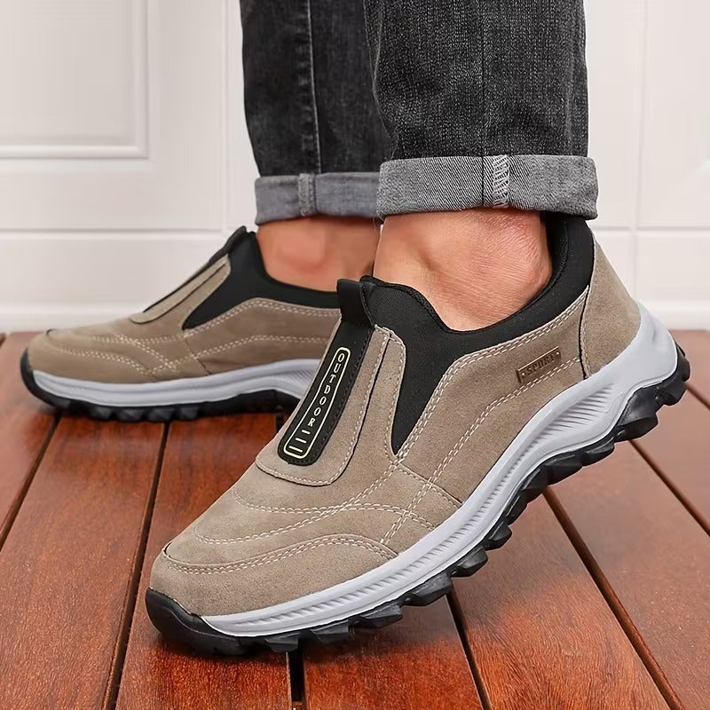 UrbanTrek Pro™ - Sneakers Ortopédicas Ligeras