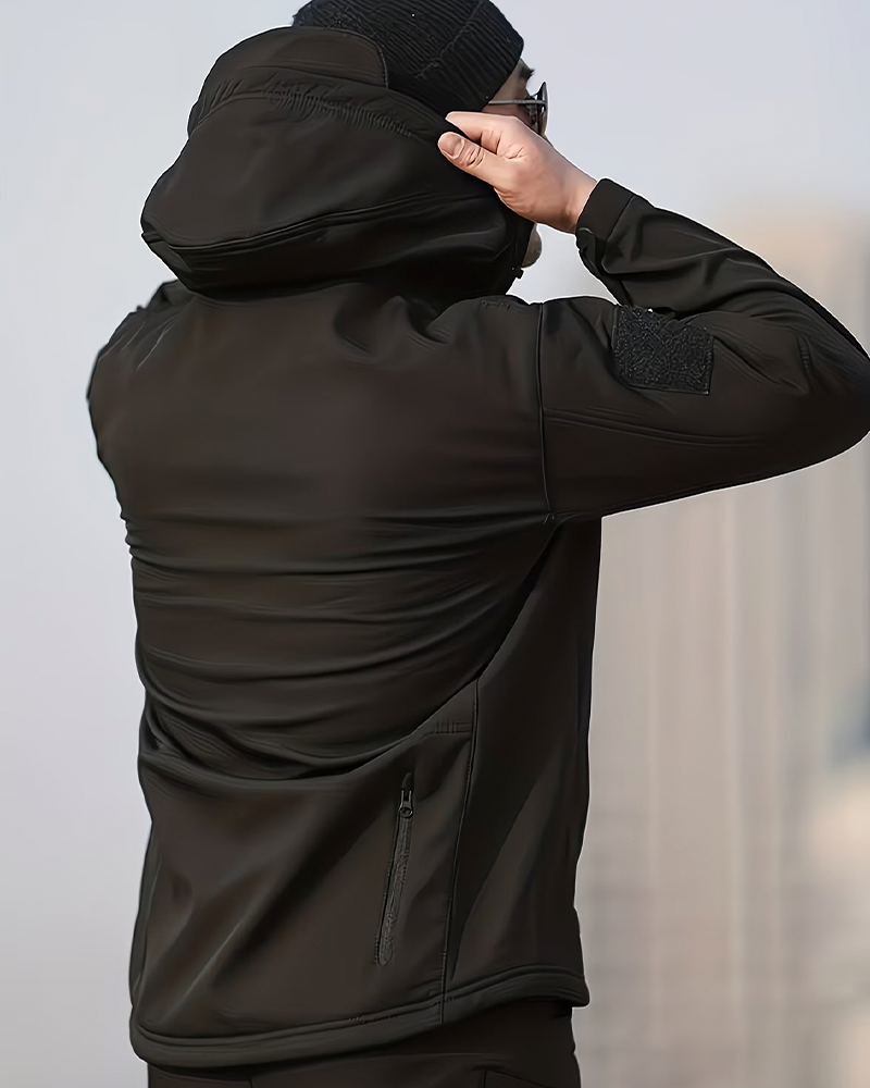 CHAQUETA TÁCTICA IMPERMEABLE